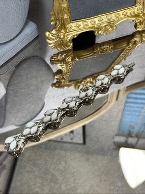 Coro Project Piece White Stone Silver Link Bracelet
